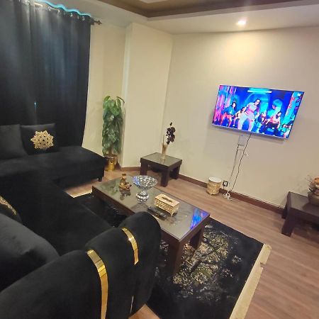 Family Friendly & Peaceful 3 Bed Apt, Free Wifi Apartment Islamabad Exterior photo