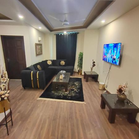 Family Friendly & Peaceful 3 Bed Apt, Free Wifi Apartment Islamabad Exterior photo